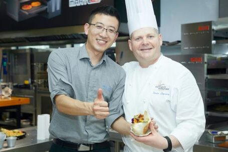 Customer Loyalty - Free stock photo of adult, apron, chef