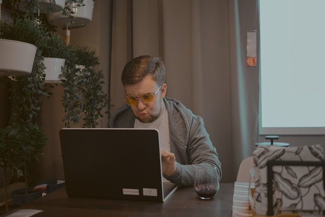 man-working-on-laptop